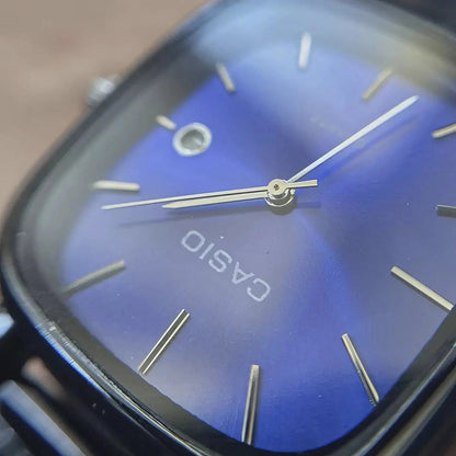 Luxurious 36mm Watch - Water Resistant | Transferred steel